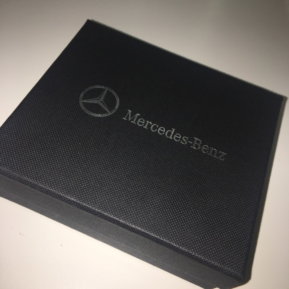 Keychain - Picture 2 of 3